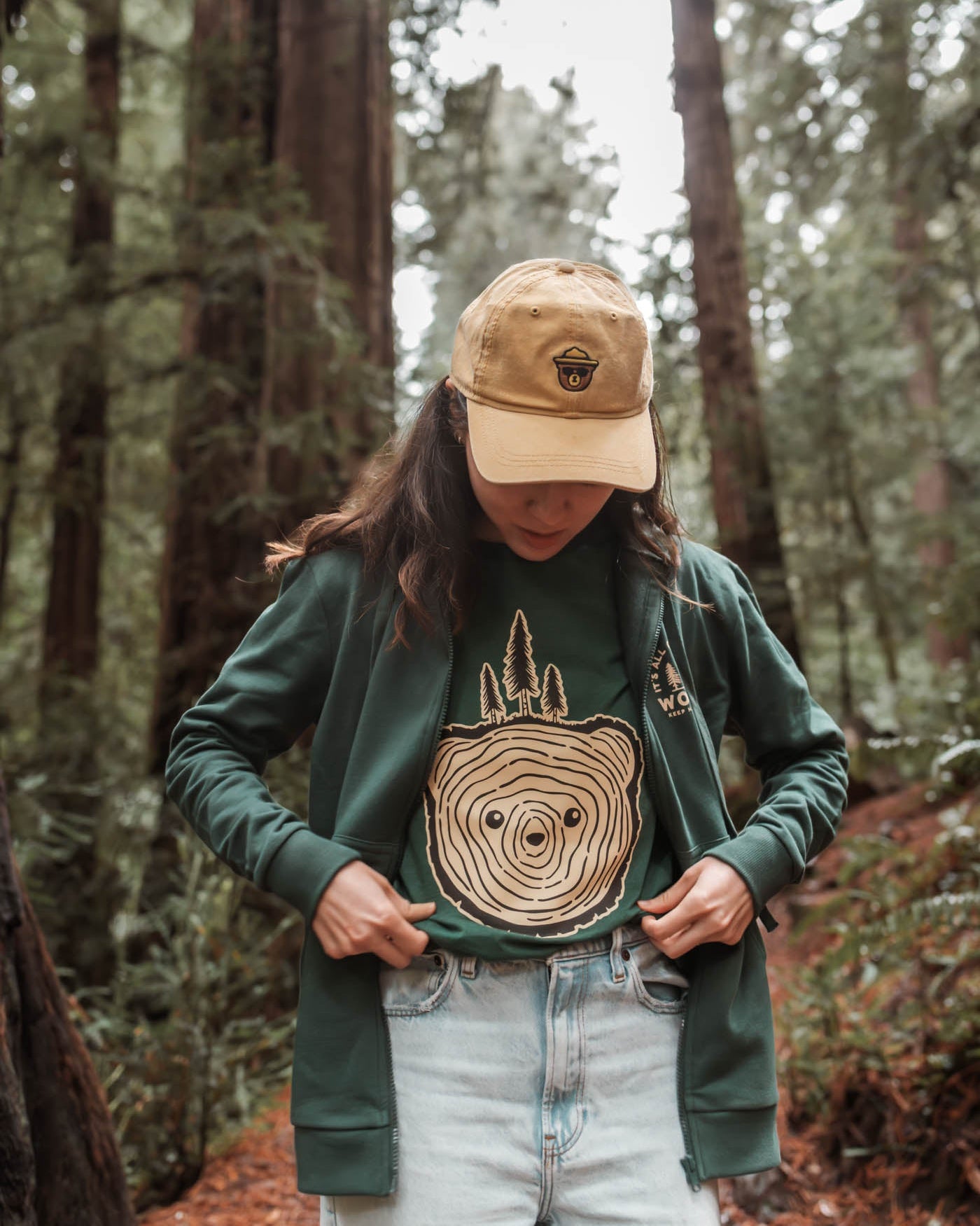 Bear Tree Unisex Tee | Heather Forest