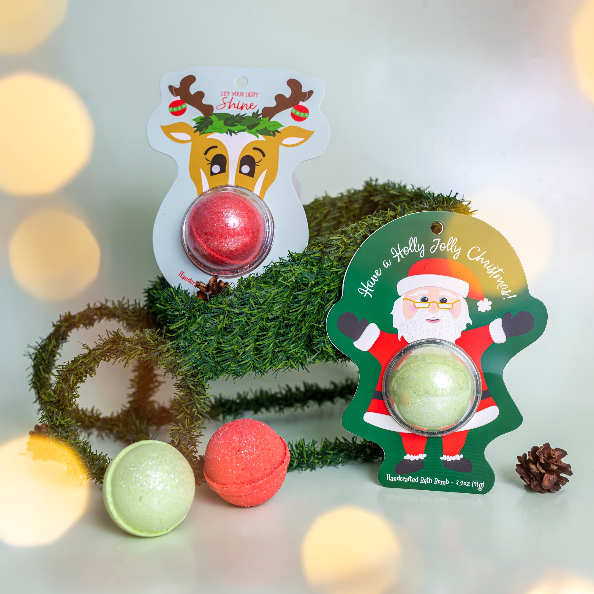 Reindeer Bath Bomb Clamshell w/Glitter