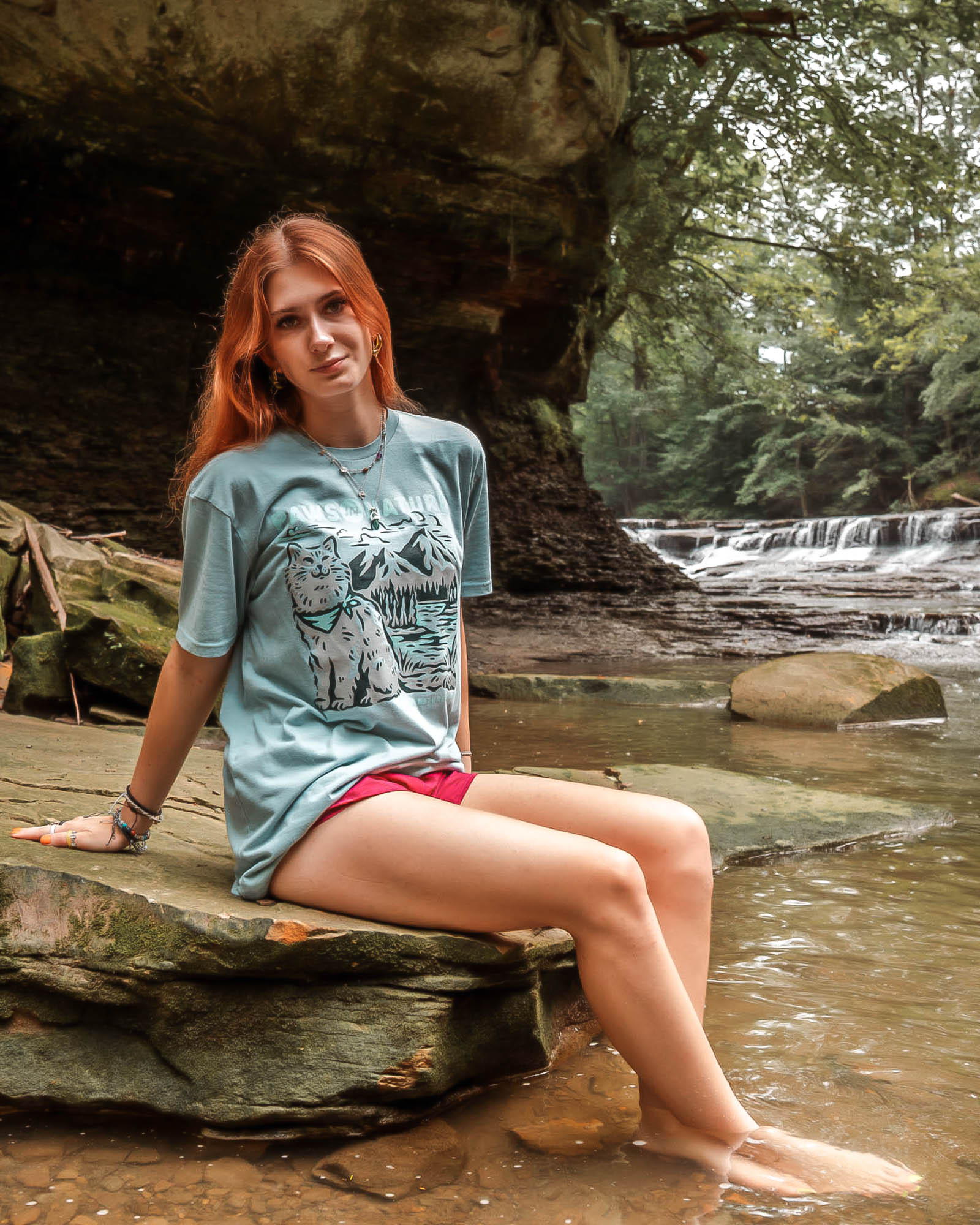 Cat Paws in Nature Unisex Tee | Morning Mist