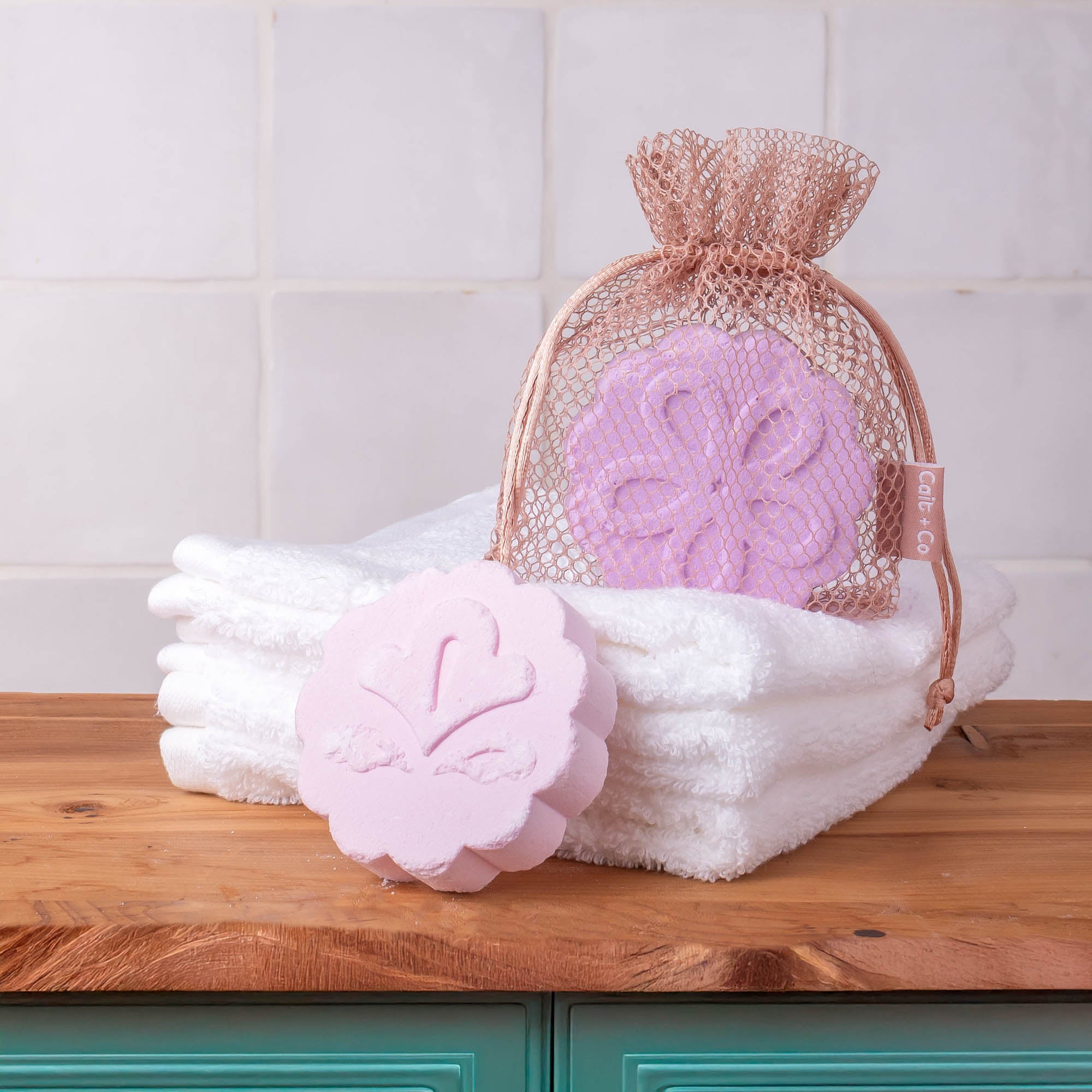 Wild Blossom Shower Steamer - Wild Cherry & Orchid