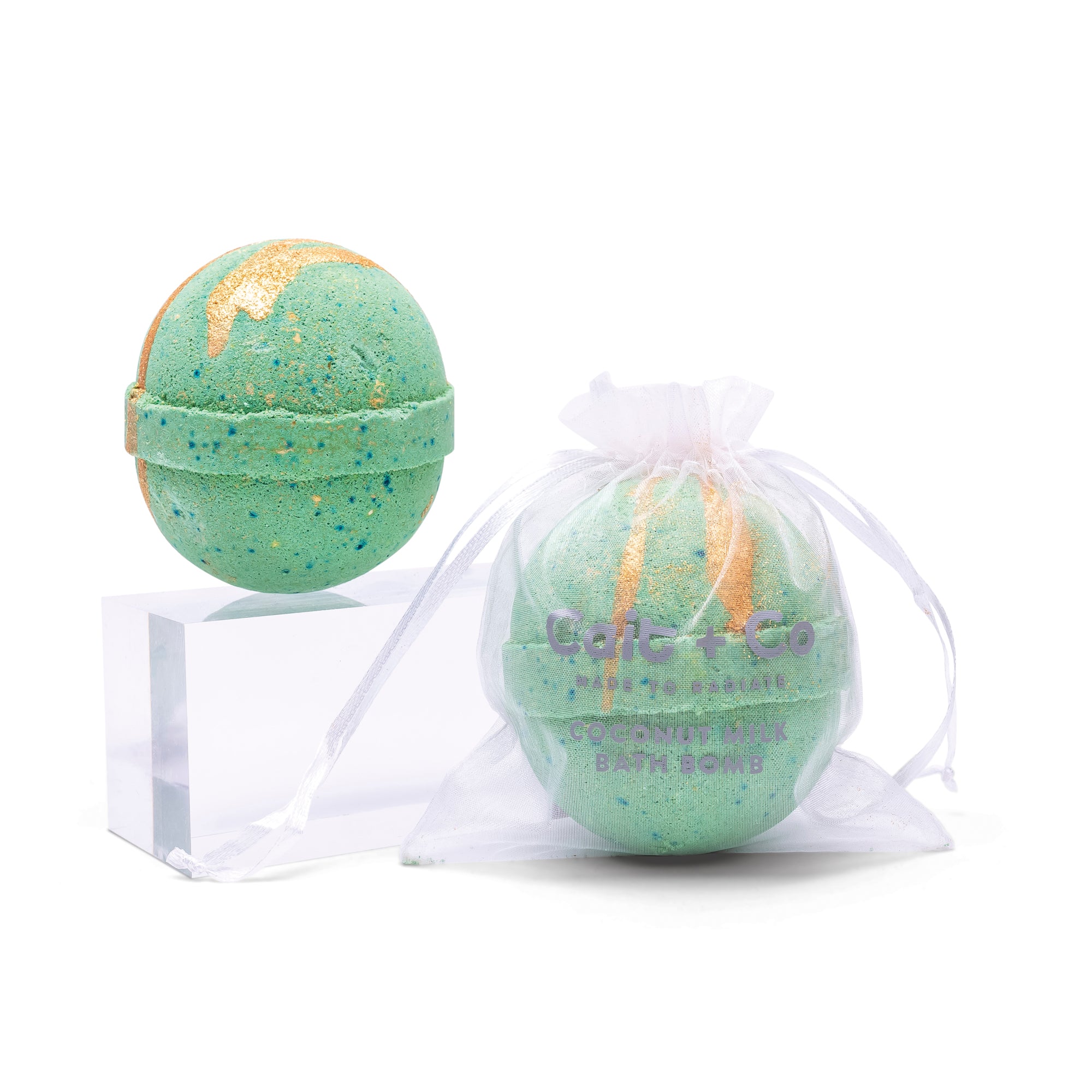 Holly Jolly Bath Bomb