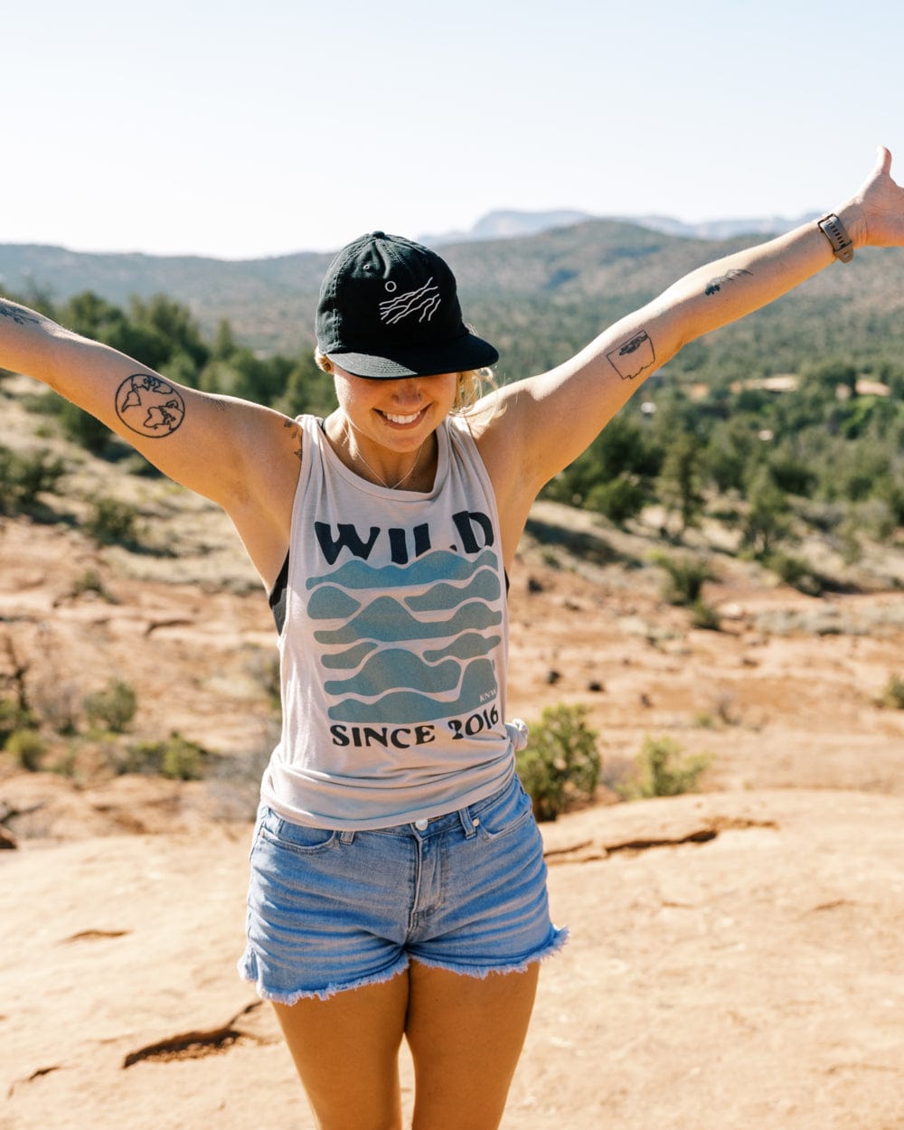 Keep Nature Wild Wild Sierra Women’s Muscle Tank | Dust