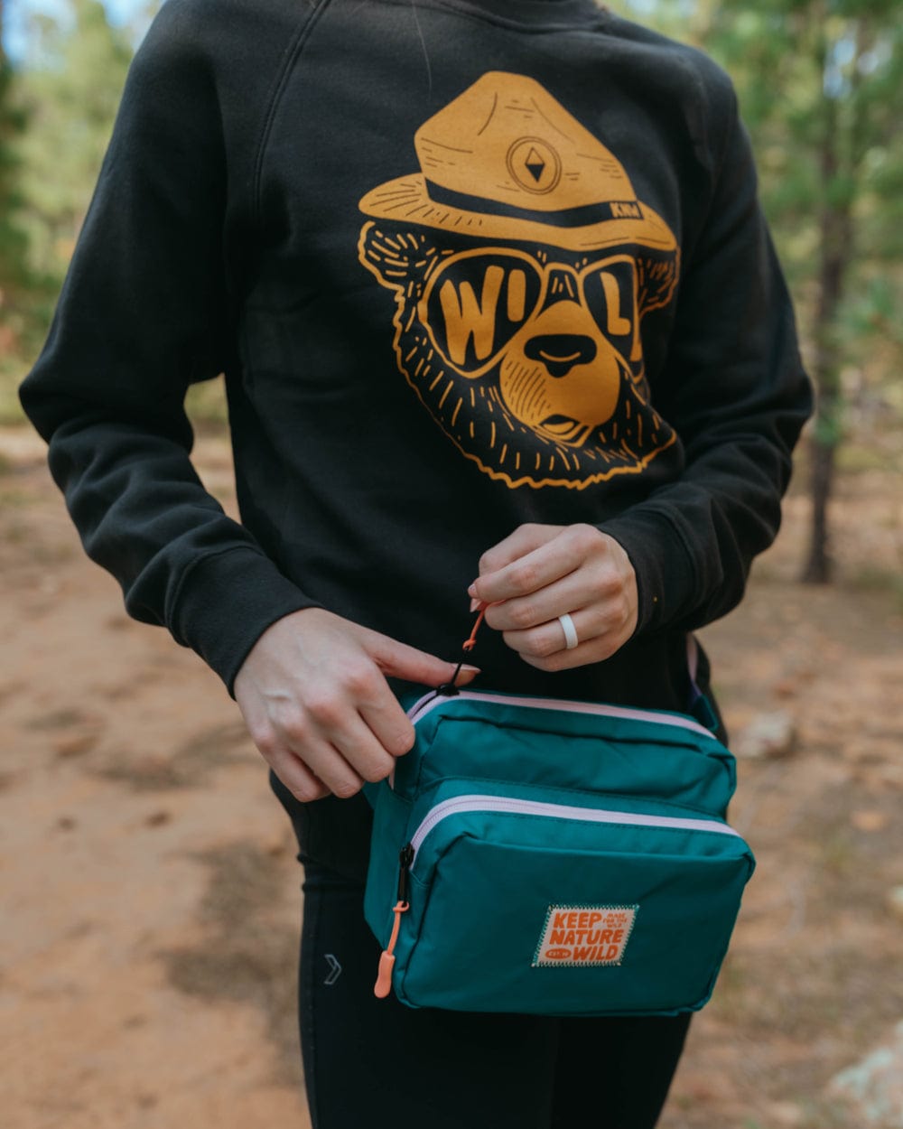 Wildbear Crewneck Sweatshirt | Coal