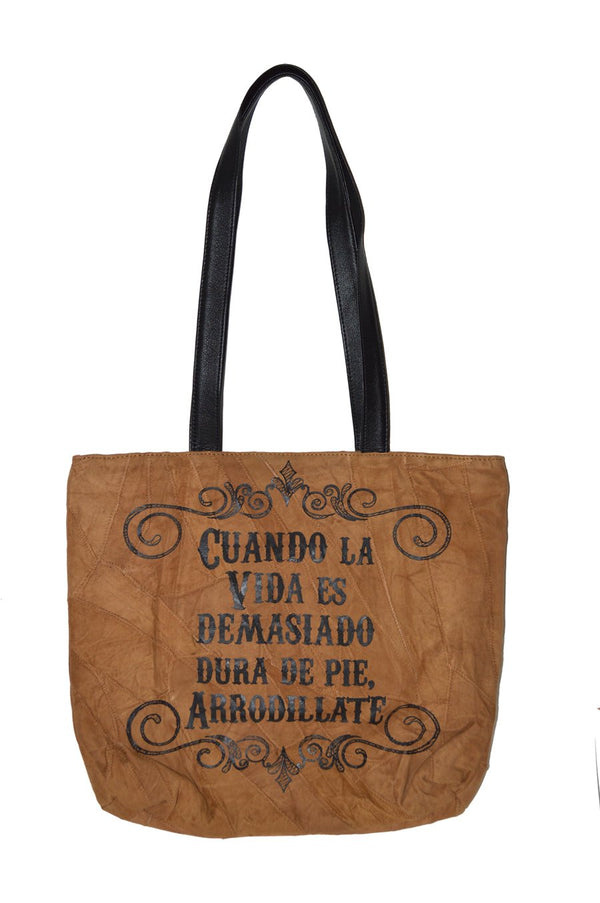 Divinity Boutique Spanish: Recycled Leather Tote - Cuando La Vida. 7-59830-23787-1