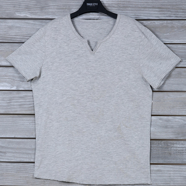 M2O: L/XL Black M/M Raw Edge Button Henley